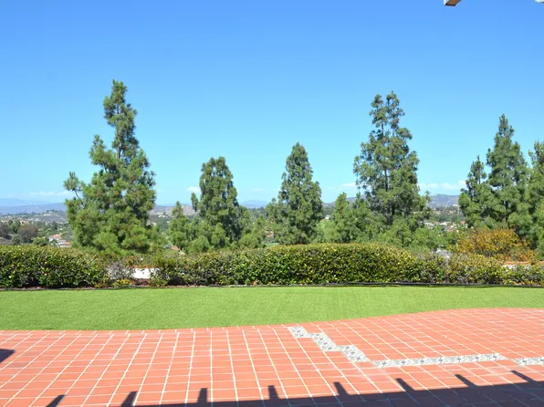 12065 Tretagnier Cir, San Diego, CA 92128