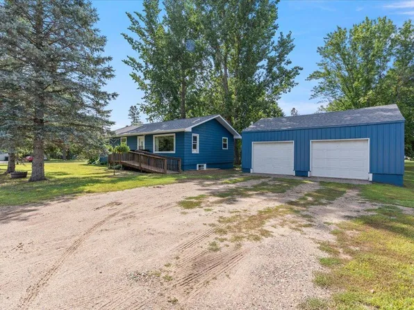 64 Cedar St E, Motley, MN 56466