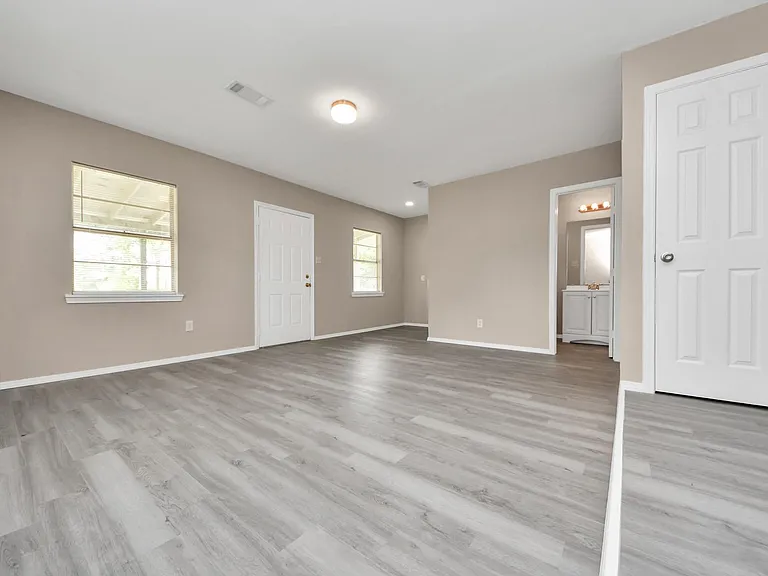 17111 River Rd #A — Photo 11
