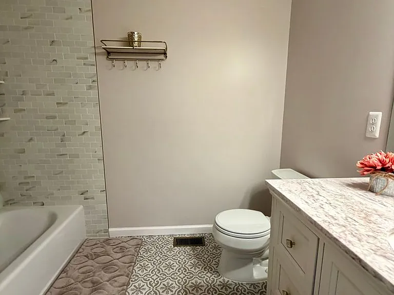 173 Providence Ln — Photo 29
