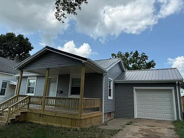 1104 Marshall Ave