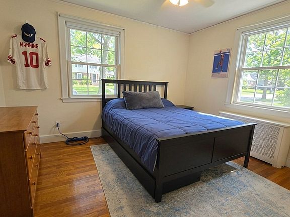 2nd image of 6 Woodcliff Rd #A