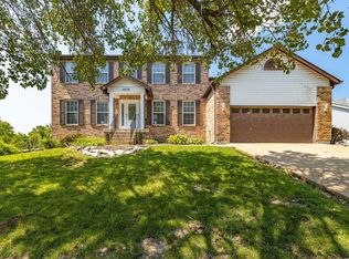 5838 Brookstone Terrace Dr, Saint Louis, MO 63129