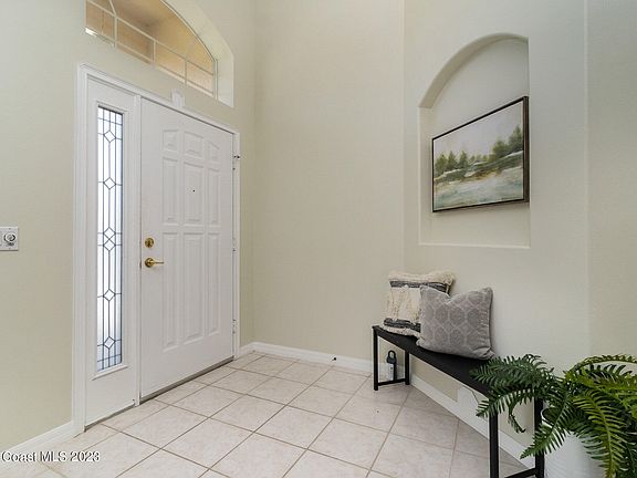 3rd image of 1740 Lago Mar Dr