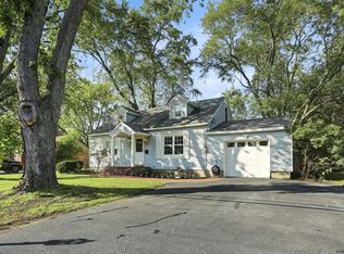 3019 E Lydius St, Guilderland, NY 12084