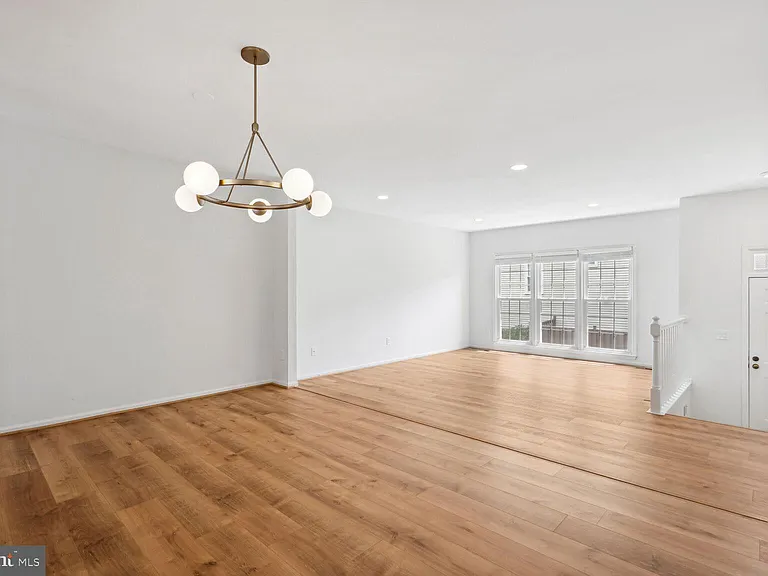 4138 Meadow Field Ct — Photo 4