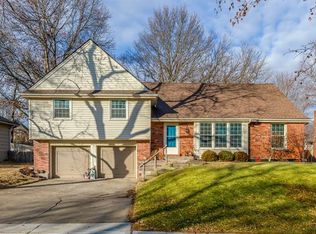 5020 NW Coves Dr, Kansas City, MO 64151
