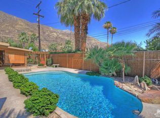 220 W Camino Buena Vis, Palm Springs, CA 92264