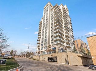 3865 Lake Shore Blvd W #401, Toronto, ON M8W 0A2