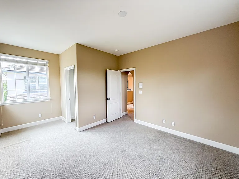 342 Stanforth Ct — Photo 44