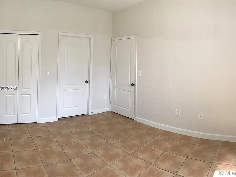 17720 NW 73rd Ave #105 — Photo 31