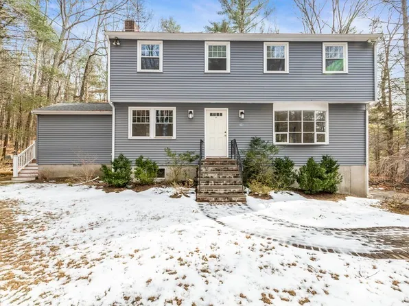 246 Causeway St, Medfield, MA 02052