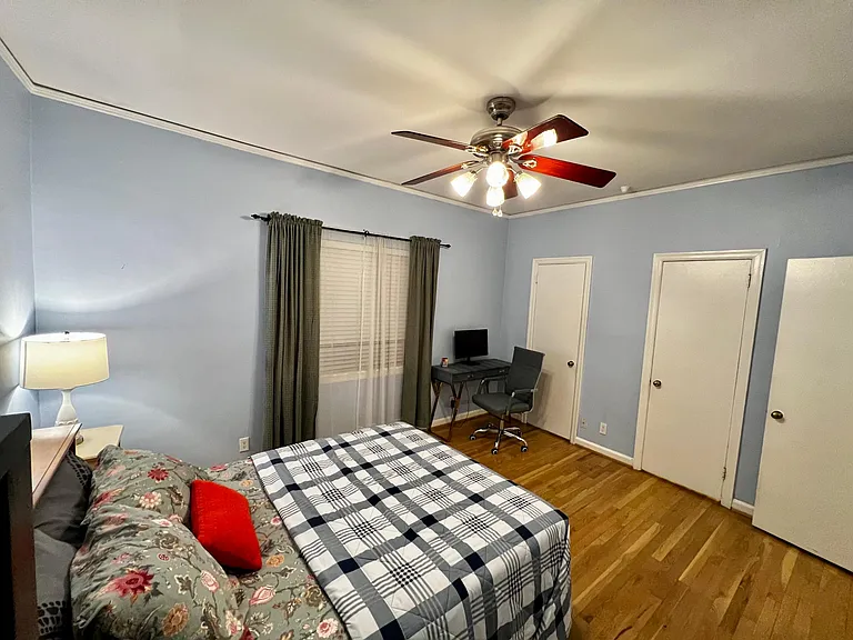 430 Lindbergh Dr NE — Photo 12