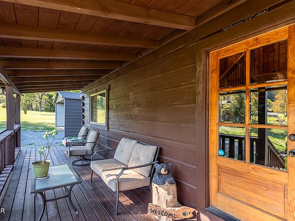 5th image of 3155 Bryan Rd