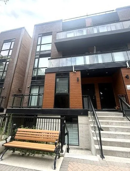 26 Coles Ave #403 — Photo 1