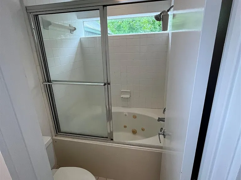 1315 Buckner St — Photo 19