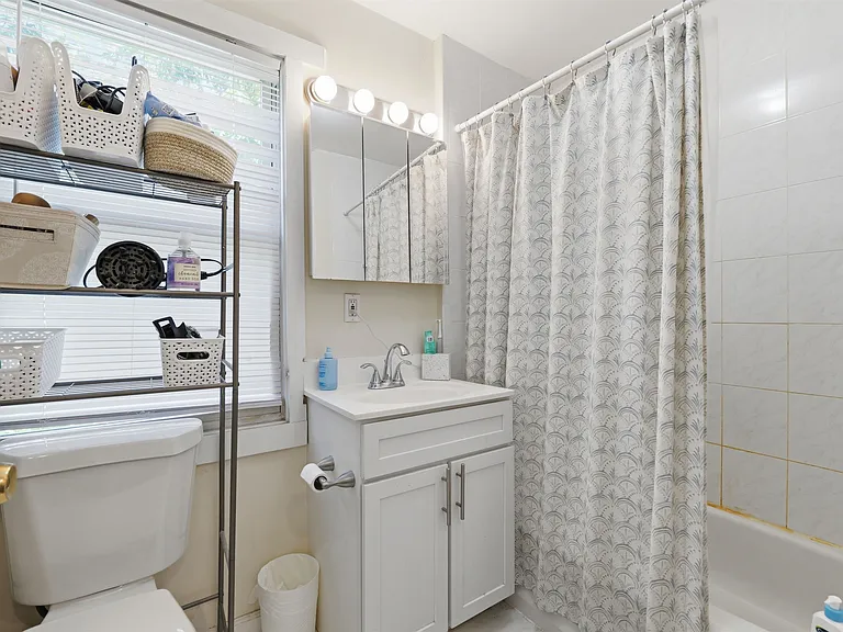56 Madison St #3 — Photo 9