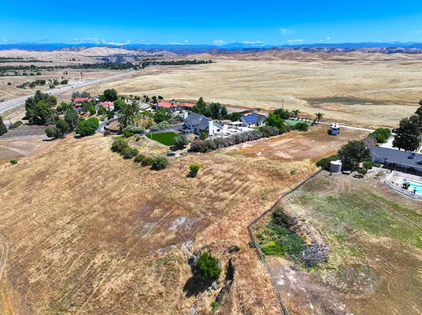 16000 N Friant Rd, Friant, CA 93626