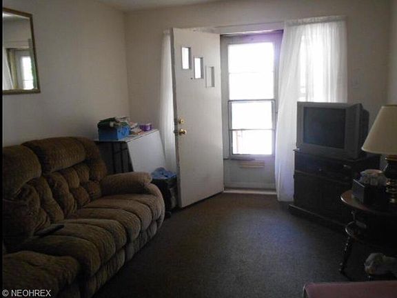 2nd image of 677 Sanford Ave