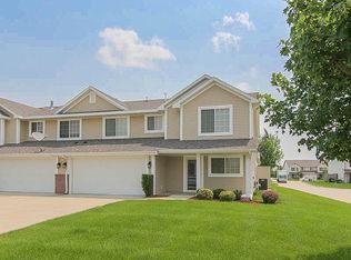 807 SE Willow Brook Dr, Waukee, IA 50263