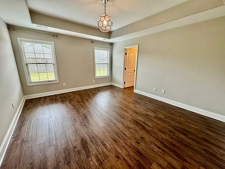 20532 Troy Ln — Photo 6