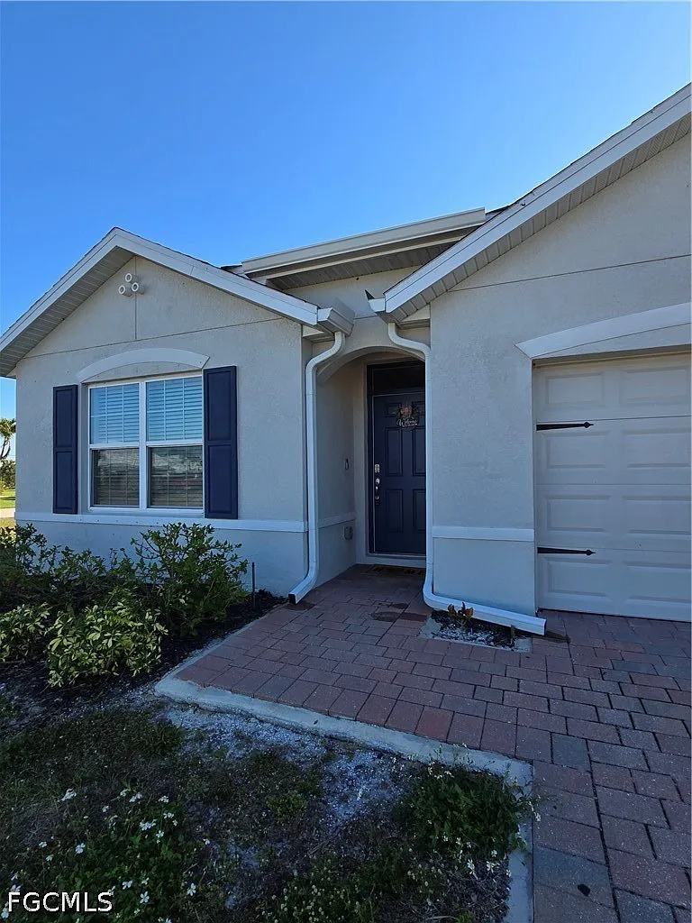 3 bed, 1.0 bath, 1828 sqft, $1,500 — Photo 4