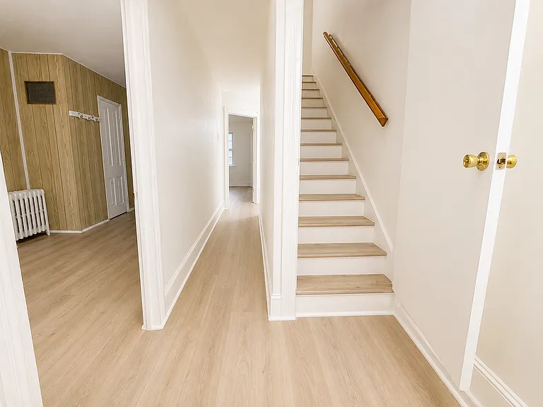 577 Lincoln St — Photo 23