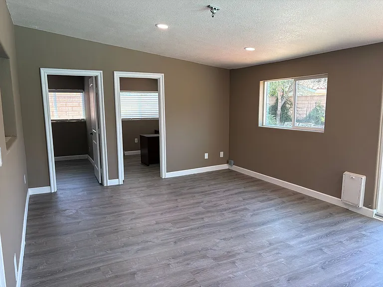 12859 Fenton Ave — Photo 24