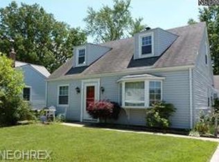 29216 Edgewood Dr, Eastlake, OH 44095