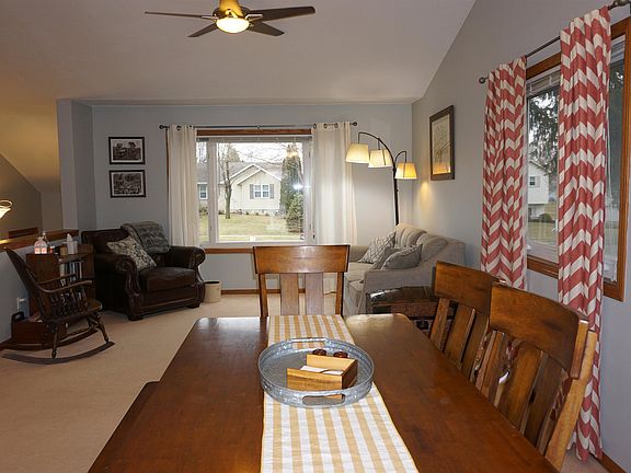 5th image of 215 Sleepy Hollow Ln