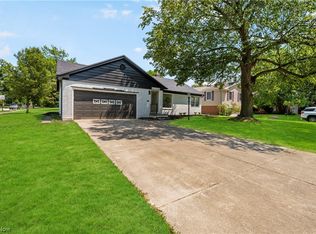 4179 Leona Dr, Rocky River, OH 44116