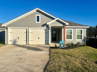 9645 Klondike Dr, Fort Worth, TX 76140