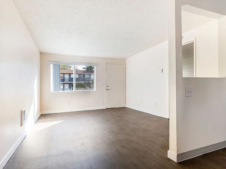 Scottsdale Park Apartments — Photo 9