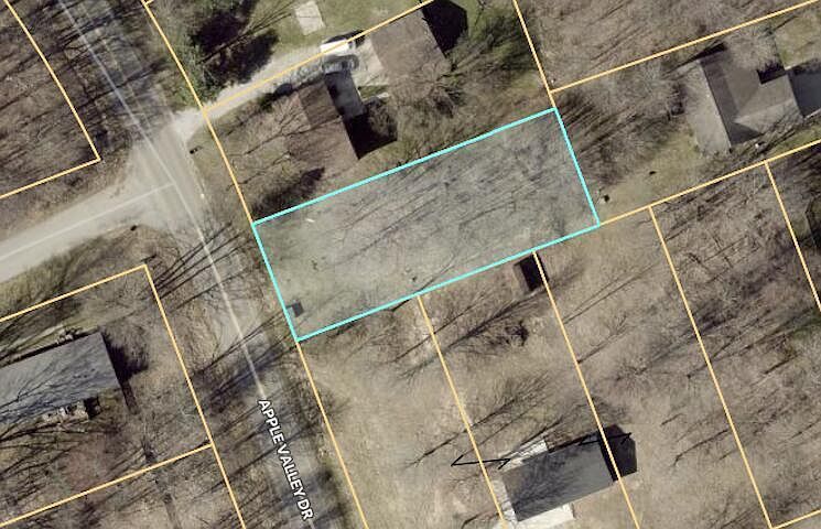 2nd image of 2288 Apple Valley Dr