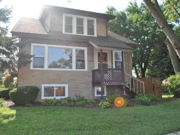 9258 Austin Ave, Oak Lawn, IL 60453