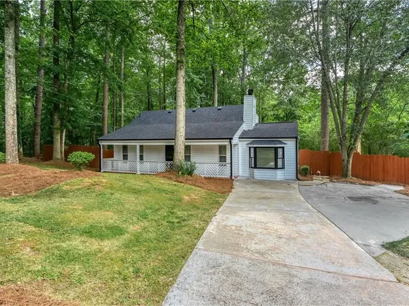 4910 Brookwood Dr, Cumming, GA 30041