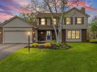 1252 Hardwood Ln, Webster, NY 14580