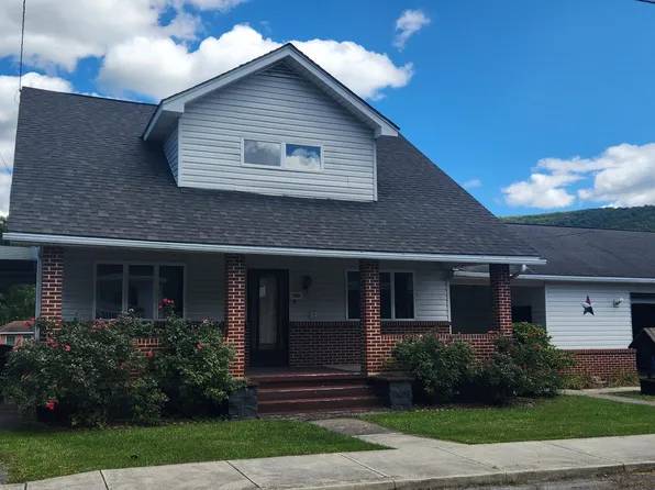 300 Church St, Hyndman, PA 15545