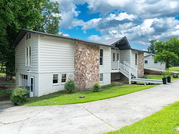 5th image of 2233 Great Rock Rd