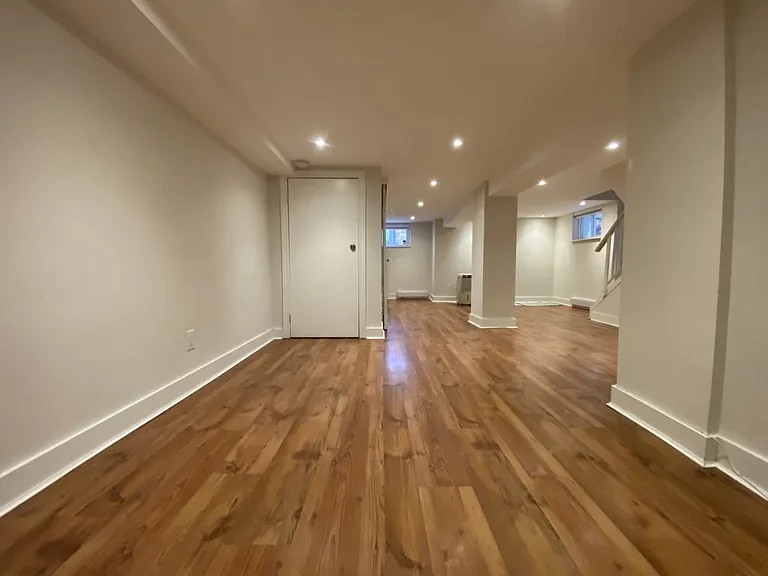 22 Lorindale Ave — Photo 29