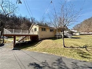 3 bed, $2,000 — Photo 2