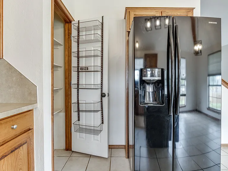 2508 Tyler Ln — Photo 18