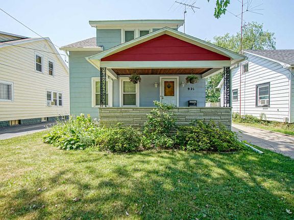 2nd image of 921 Dayton Ave