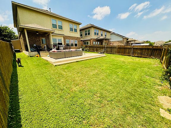 2nd image of 528 Rancho Verde Dr