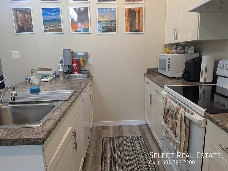1680 Logan Rd #B — Photo 5