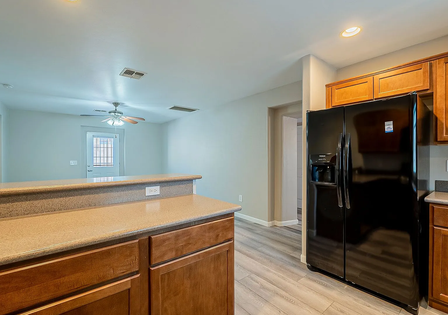 1628 E. Miles St. — Photo 4
