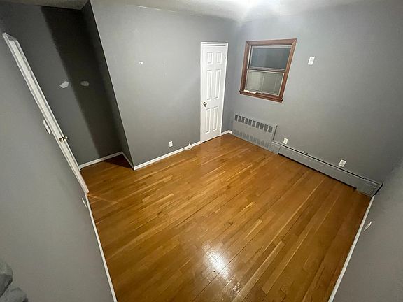 5th image of 15504 Killarney St