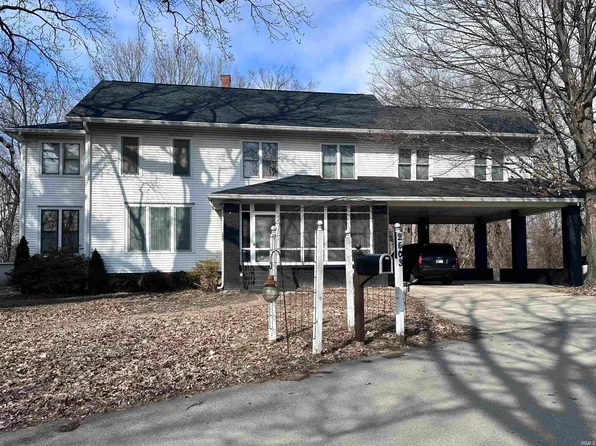 2503 N Windy Hill Rd, Vincennes, IN 47591