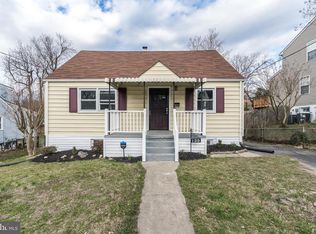 139 S Huron Dr, Oxon Hill, MD 20745