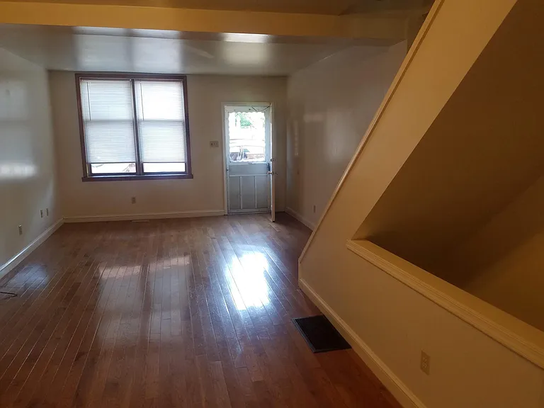 1223 S 2nd St #TOWNHOUSE — Photo 3